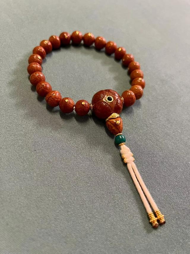 文玩圈最考验耐心的8种文玩，你玩过几种？