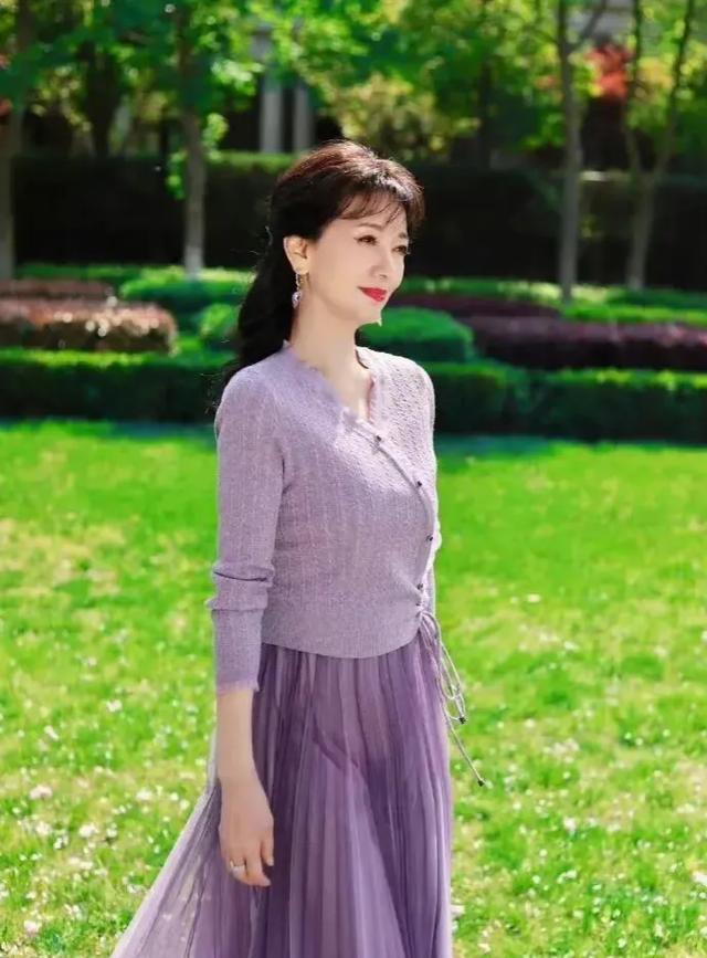 高君雨 1天6瓜,高君雨账号被封,金靖官宣怀孕,田馥甄被抵制,都是大瓜