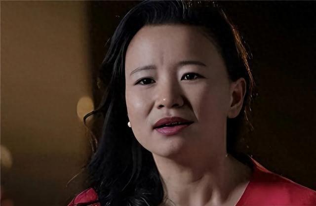 央视前主持成蕾:潜伏20年,因一句口误,暴露间谍身份