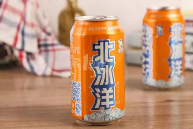 一年狂卖32亿！中国最“土”饮料重出江湖，打的可口可乐措手不及