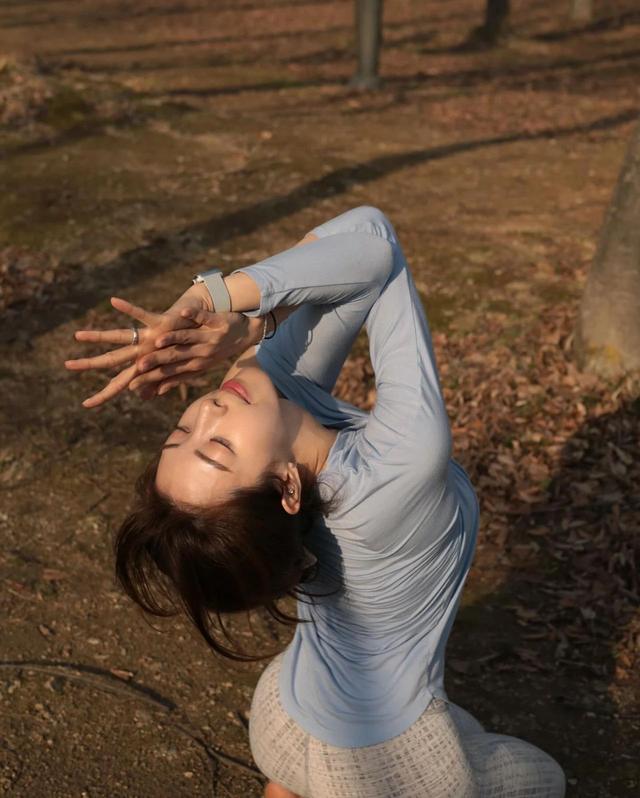 哪些瑜伽拉伸动作,对于初学者比较友好?