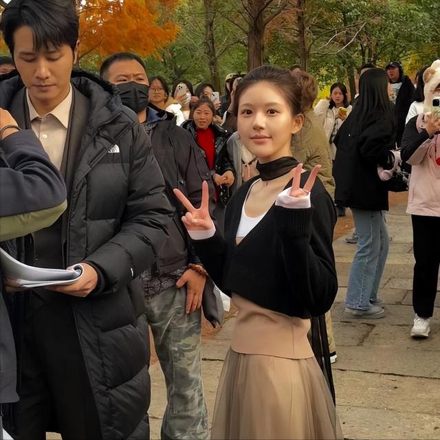 赵露思的“抑郁”揭露内娱的残忍，她早已被“明码标价”！