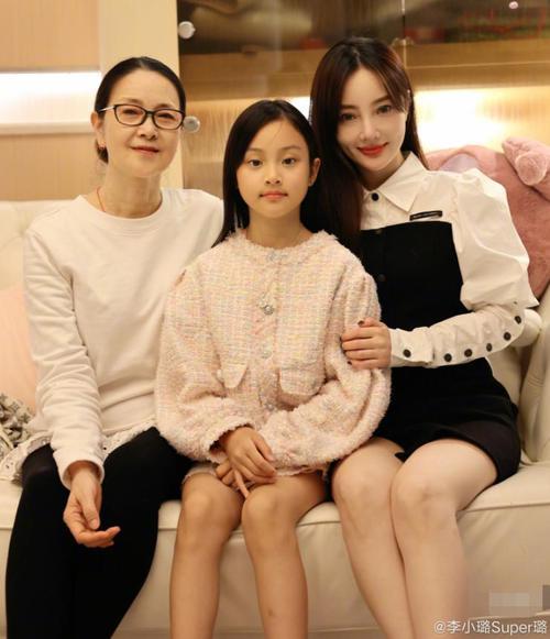 李小璐母亲张伟欣：将女儿李小璐嫁给贾乃亮，是我至今后悔的决定