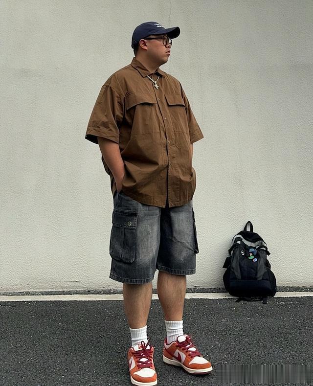 为什么劝中年胖男人:穿得简约、色彩清新、发型干净?看完就懂!