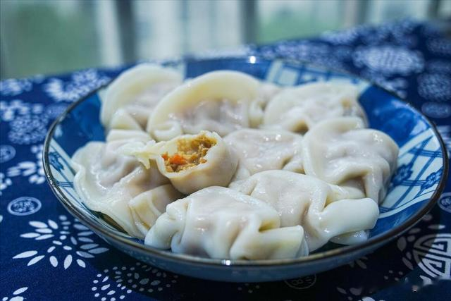 中国,啥馅“饺子”最受欢迎?经评选,这10种上榜,您爱吃哪几种