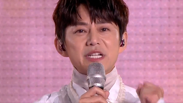 “老好人”何炅五十岁无妻无子，节目停播后逐渐淡出，现状如何？