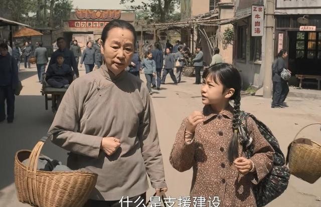 《六姊妹》VS《无所畏惧2》：同样高开，为何一部暴跌，一部躺赢