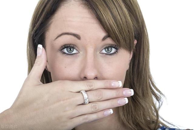 没完没了打嗝?4招教你快速解决!快收藏起来备用