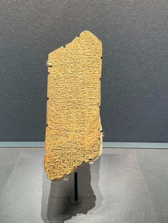 晋博玉器：从神玉到俗玉