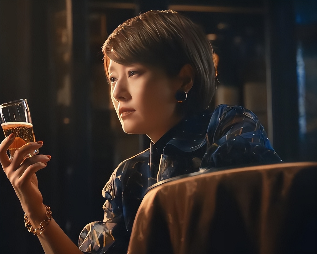 金鹰奖提名公布：视帝之争六足鼎立，赵丽颖创下纪录，两人争议大