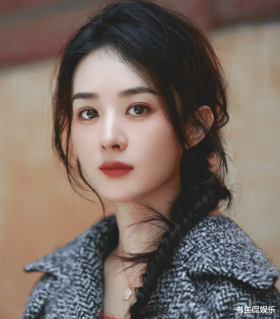 赵丽颖好真实,完全素颜状态下接受采访,内娱没几个敢的吧 ???