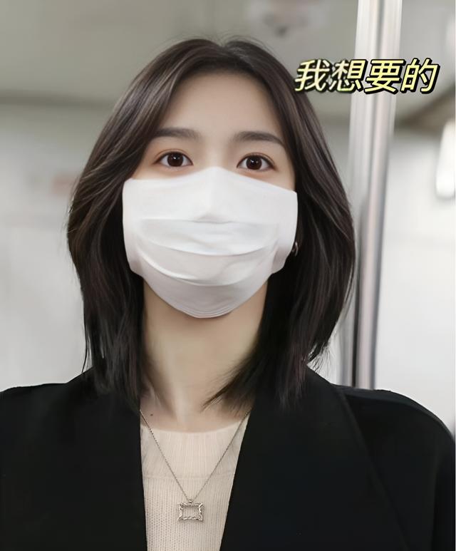 人到中年头发别剪太短!这“4款”中短发刚刚好,显年轻有气质