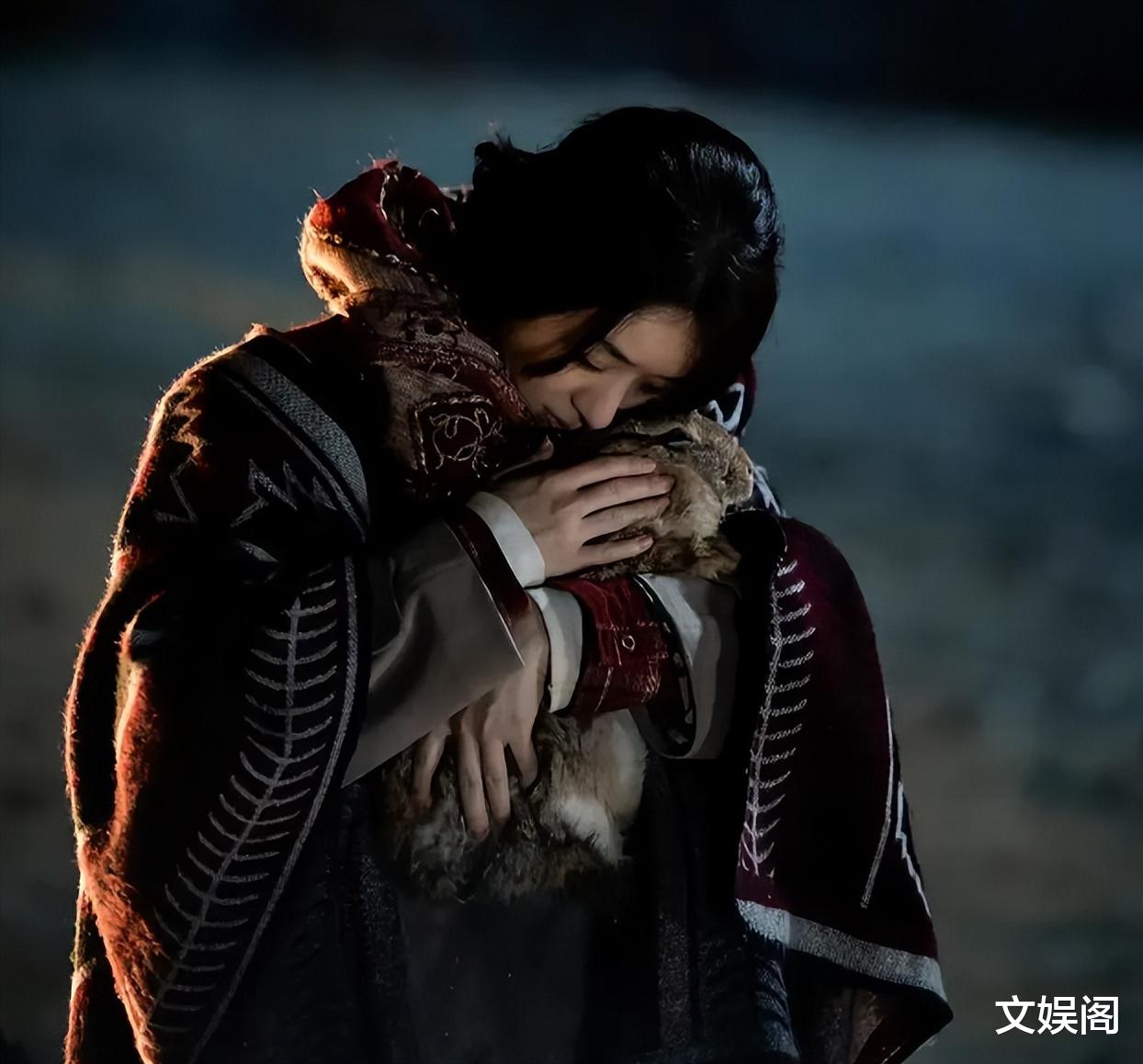 明明是个很压抑的打拐题材，但你绝对想不到，这部片子如此“爽”