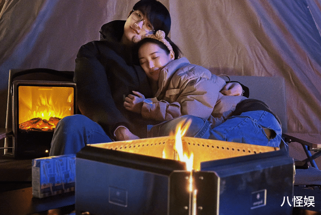 金莎随小男友见家长，孙爸挂灯欢迎孙妈做10个菜招待，亲切又热情