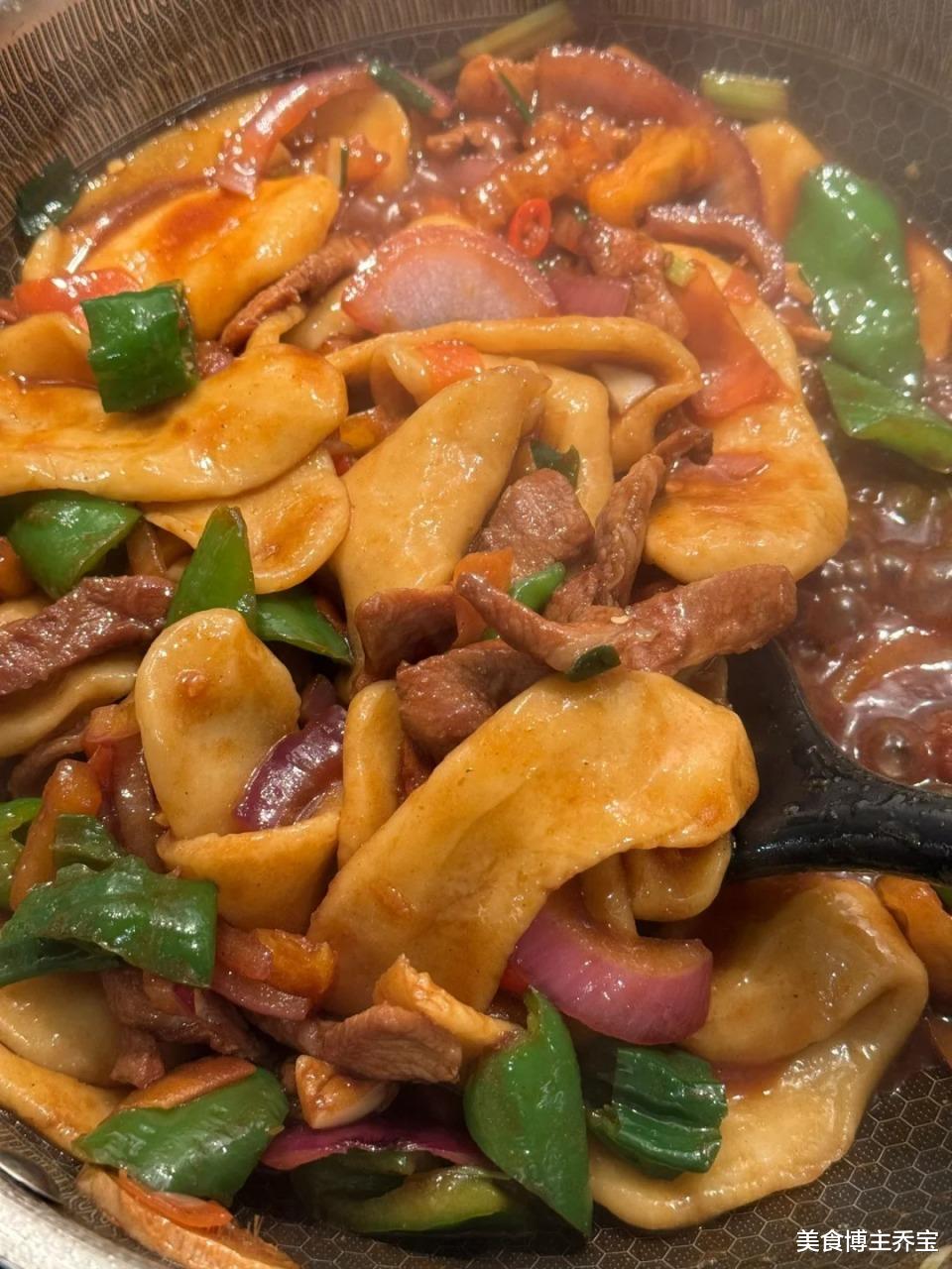 一根面条的千丝万缕,每一口都是对质感的极致追求!