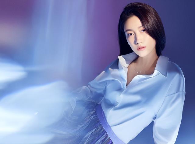 啜妮:父亲是一级演员,她却被陈道明赏识,如今她过的还好吗?