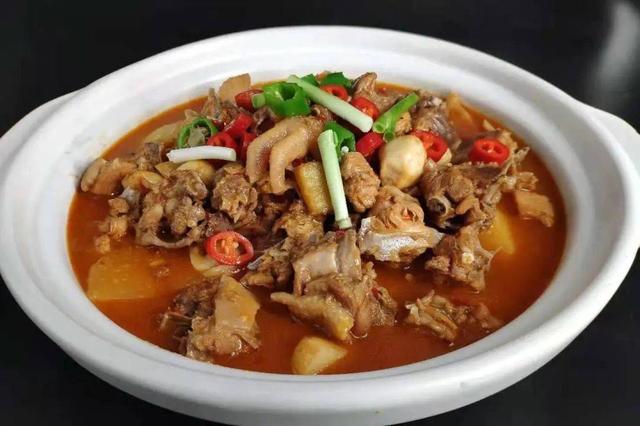 它是鱼不叫鱼，与“生蚝”齐名，以前拿来喂鸭子，现在大家抢着吃