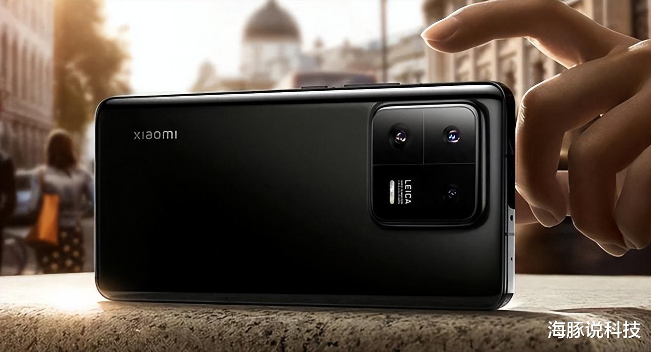 雷军放大招,骁龙8Gen3+1.5K屏+徕卡+双快充,旗舰降成3699元!