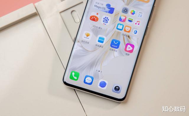 12GB+256GB跌价1230元,堪称行业“搅局者”,捡漏时机到了