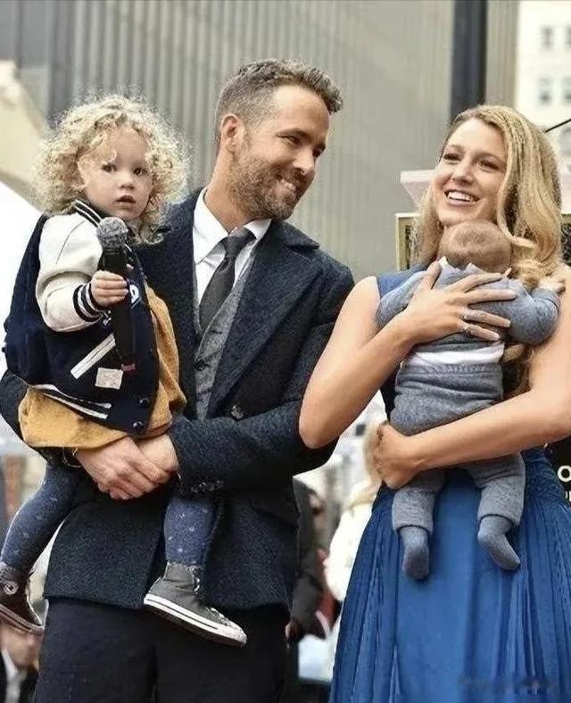 布莱克-莱弗利:幸福的婚姻是她敢生第四胎的勇气