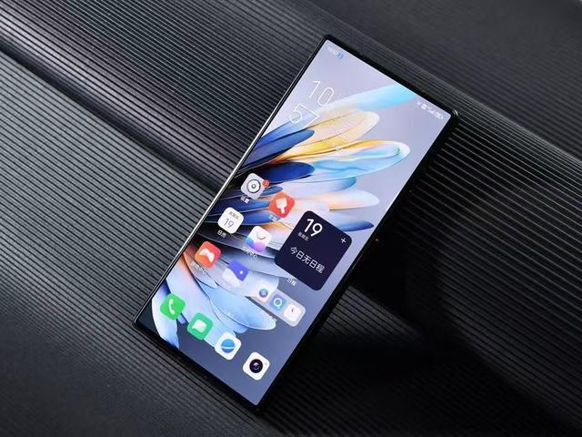 努比亚Z70 Ultra真机谍照曝光，带来全面屏设计，还有独立快门按键