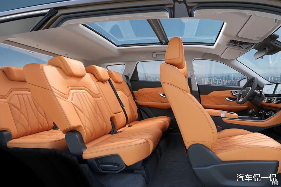 10万预算大7座SUV，实惠又豪华，这款国产车真香