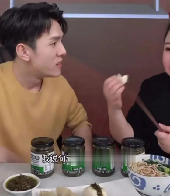 美国辣酱潜伏我国30年，年赚300亿打败老干妈，却被误认为国货