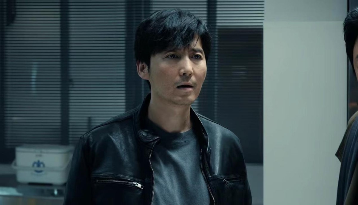 既无演技又无颜值，《白夜破晓》这位“资源咖”演员，看着让人心烦