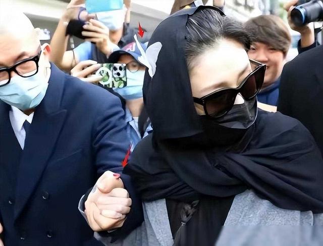 台媒曝大S葬礼后崩溃!张兰力挺儿子女友,态度大转变!