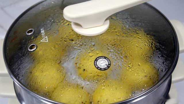 它是“免疫力之王”，含18种氨基酸，比牛奶更厉害，低热量强体质