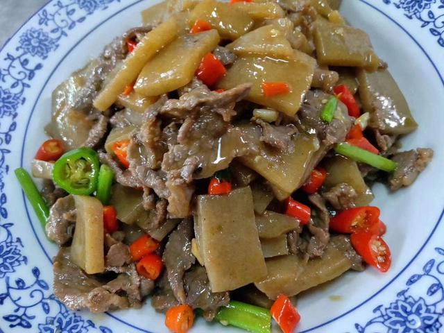 一补血,二润肺,三减肥,四通便,女人使劲吃这菜,气色好显年轻