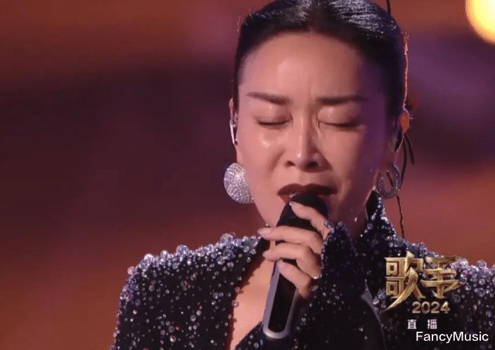 从全网声援,再到全网“怒骂”,那英被《歌手2024》玩坏了!