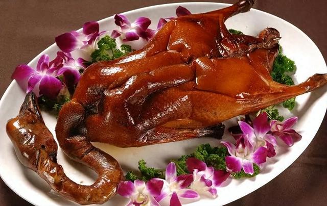 它被称为“百肉之首”， 一补气血、二护眼睛、三抗衰老、四强免疫