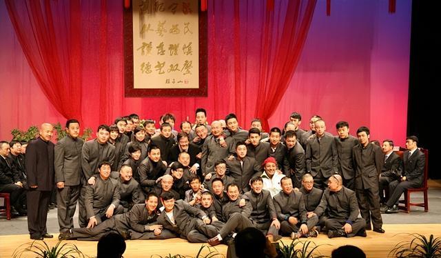 原来安守书和杨树林都不是真团长，辽宁民间艺术团历届团长都有谁