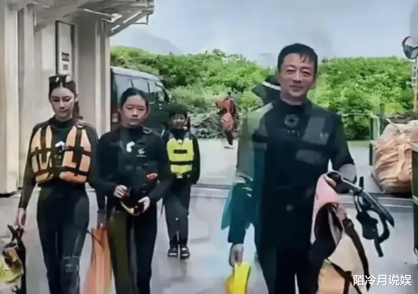 心痛!吴佩慈爆料大S临终前紧握小玥玥手,满满的求生欲无人诉说