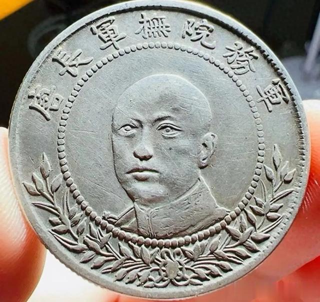 钱币圈龙年开局行情