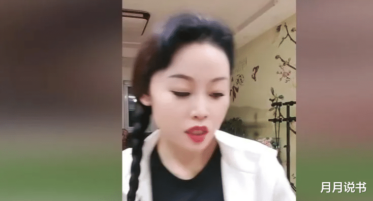 曝65岁毕福剑老来得子，好友草帽姐出言证实，如今忙着接商演赚钱