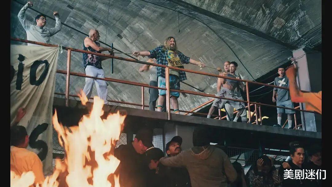 律师误闯人间炼狱,Netflix这部新剧彻底杀疯了