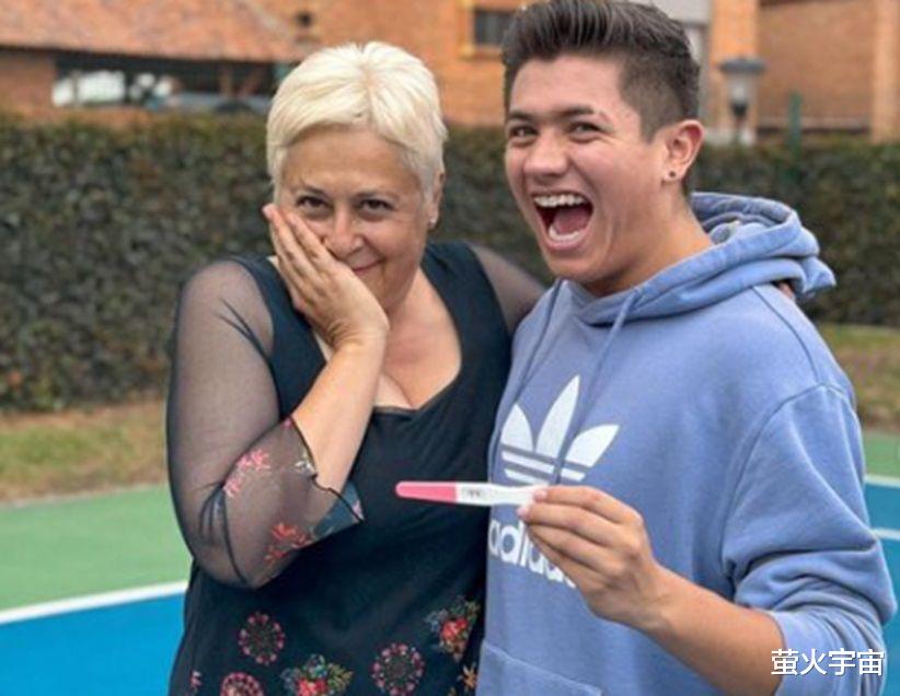 哥伦比亚55岁女星官宣怀孕,没人信,和24岁的丈夫被迫公开细节