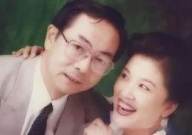 他有孝心,演技好,出道21年低调不炒作,竟不知他亲姑是知名演员