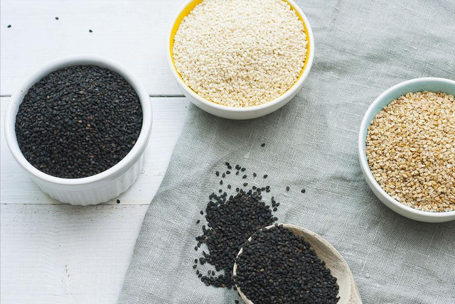 23岁女子每天自己蒸馒头吃,确诊胃癌,知道原因后痛哭:全都怪我