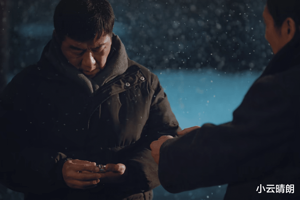 《南来北往》:养不熟的白眼狼!明杰被抓后,丽丽的本性就暴露了