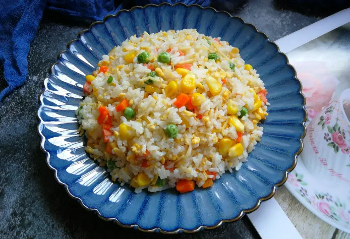 减肥不能碰“瓜子”?提醒:若不想腰上长赘肉,忍住少吃4种主食