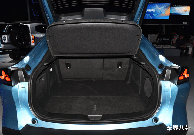 长安深蓝L07正式上市!530公里纯电续航,搭载华为ADS SE智能驾驶