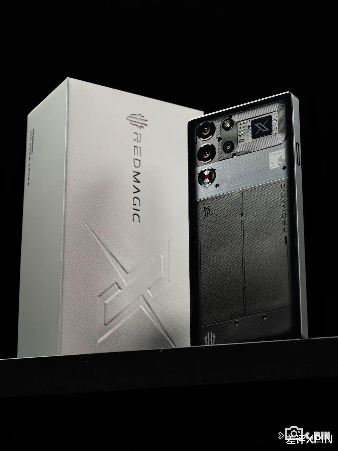 紅魔新出的游戲手機(jī)，卻成了米粉心中最酷的 MIX