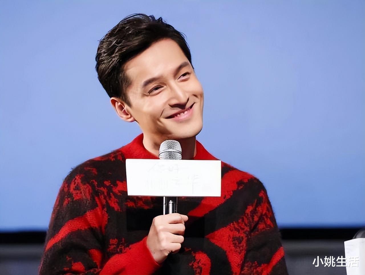 胡歌幽默喊话金靖：要做孩子舅舅