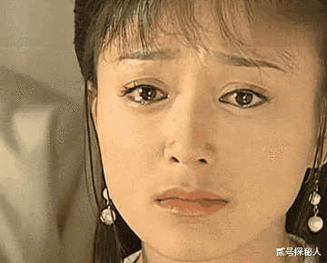 比叶珂更惨的是她！曾为黄晓明赔付千万，被雪藏多年，至今未婚！