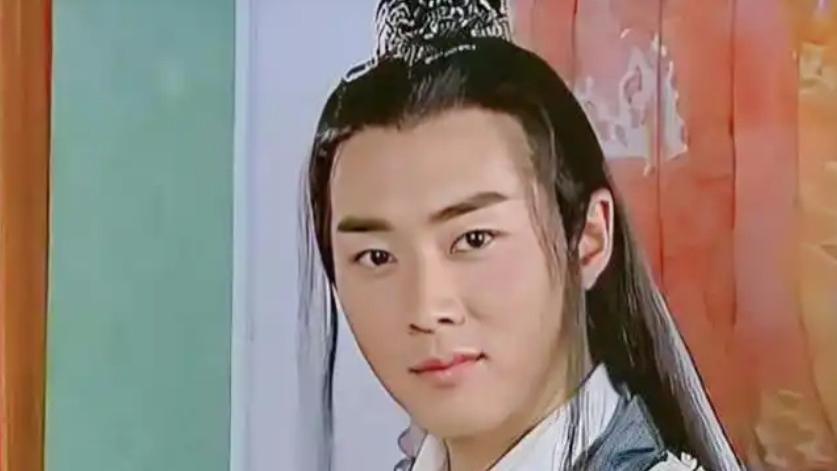 《斗罗》最不好演的角色，本是古早帅哥，演完后滤镜全碎成胡子叔