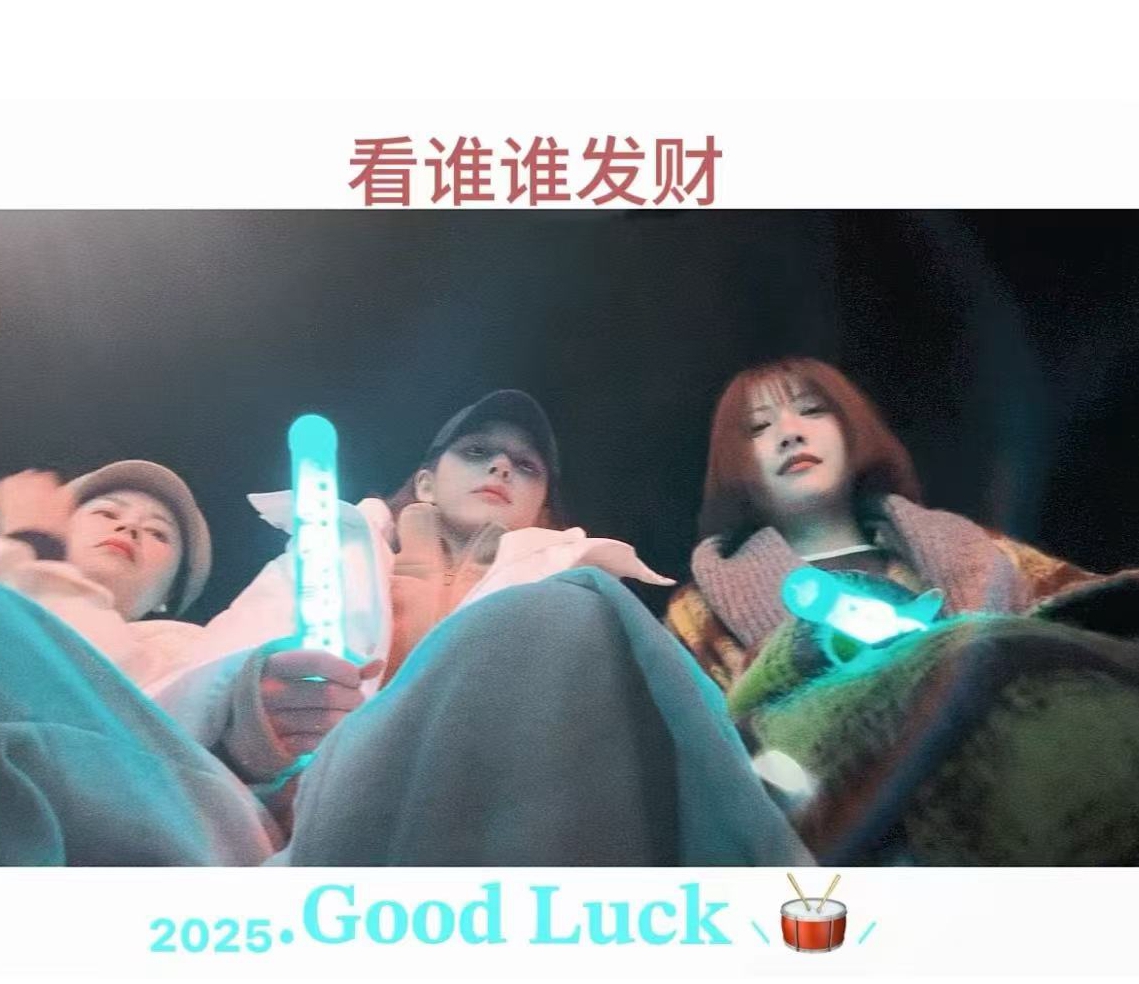 赵露思患重病后首发复健视频:蹒跚学步,抓不稳勺子,吞咽困难