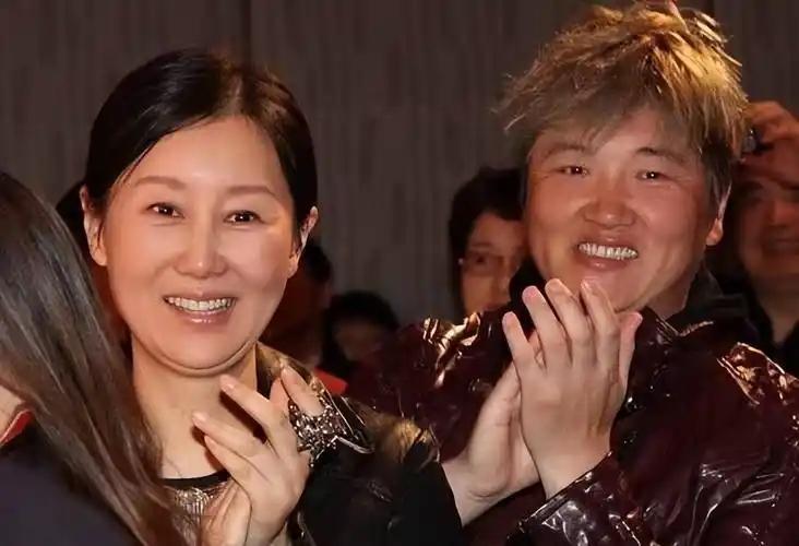 买红妹：我那抛妻弃子的前夫，与潘蔚结婚后，连面相都变了